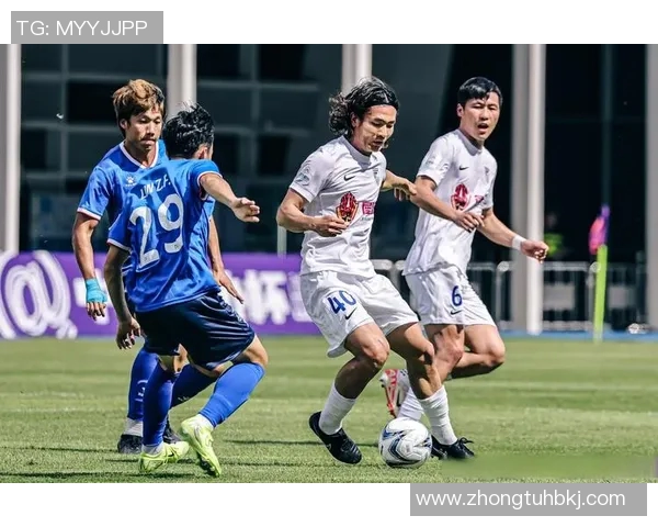 深圳足球队比赛经验分享：从战术分析到团队协作的深度探讨